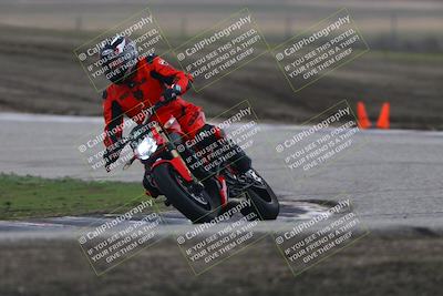 media/Nov-29-2025-TrackDaz (Sat) [[10ae2d9bce]]/B Group/Session 3 (Outside Grapevine)/